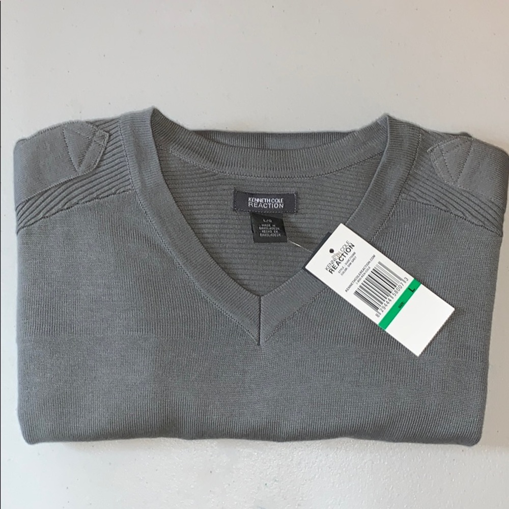 Long-sleeve V-neck Sweater